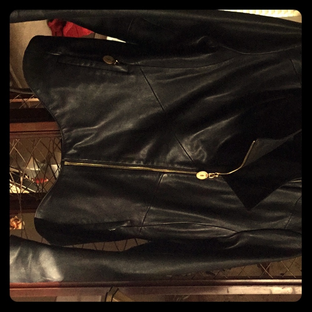 Ellie Tahari black lamb leather moto Jacket